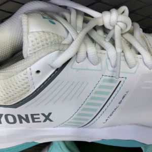 Giày cầu lông Yonex Power Cushion Strider Flow - White/Mint chính hãng - Size: 37
