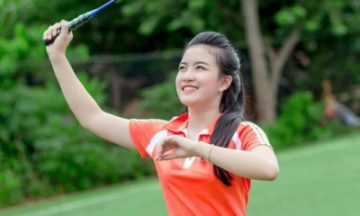 Nên mua vợt cầu lông nào dưới 1 triệu trong năm 2026?