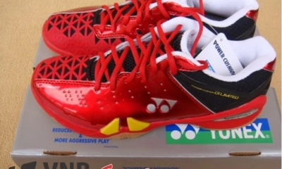 Chọn giày cầu lông phù hợp và bảo quản giày cầu lông đúng cách.