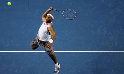 Hướng dẫn chi tiết cách thực hiện cú smash trong tennis uy lực và chính xác