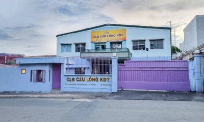 Sân cầu lông KDT Thủ Đức: Đánh giá chi tiết cơ sở vật chất, giá thuê và tiện ích