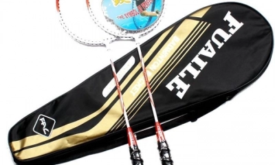 Top 4 những dòng vợt cầu lông cho học sinh cấp 2 - giá rẻ và chất lượng.
