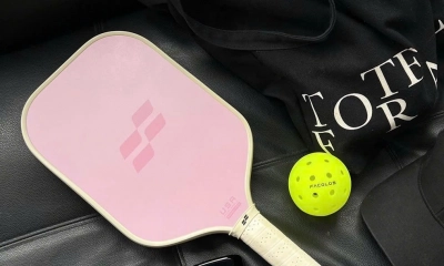 Những mẫu vợt pickleball Facolos màu hồng được nhiều người chơi yêu thích
