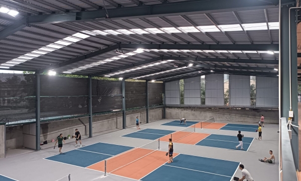 Khám phá sân Pickleball HVHC đẹp, chất lượng và uy tín tại quận Long Biên, Hà Nội