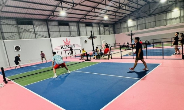 Review sân Pickleball Kings đẹp, chất lượng và xịn xò tại quận Long Biên, Hà Nội