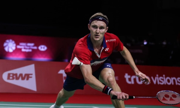 BWF World Tour Finals 2020: Top các vận động viên cầu lông đơn nam thi đấu tại BangKok sử dụng vợt gì ???