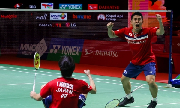 Các vận động viên dùng vợt cầu lông gì để vô địch Indonesia Masters 2021?