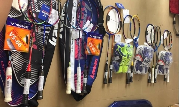 Cách chọn vợt cầu lông Victor khuyễn mãi 2018 đúng với trình độ