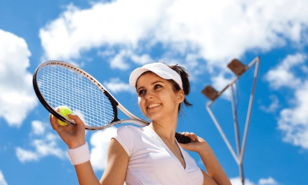 Cách chọn vợt tennis đầy đủ và chi tiết nhất cho người chơi