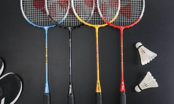 Cách phân biệt vợt công và vợt thủ