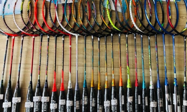 Để mua vợt cầu lông ở Bình Phước chuẩn chỉ nhất, bạn cần lưu ý những điều gì ???