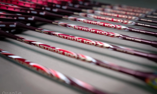 Những mẫu vợt cầu lông đánh đơn nổi bật nhất trên thị trường