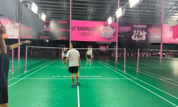 Review sân Blackpink cầu lông  quy mô lớn và chất lượng tại Hà Nội
