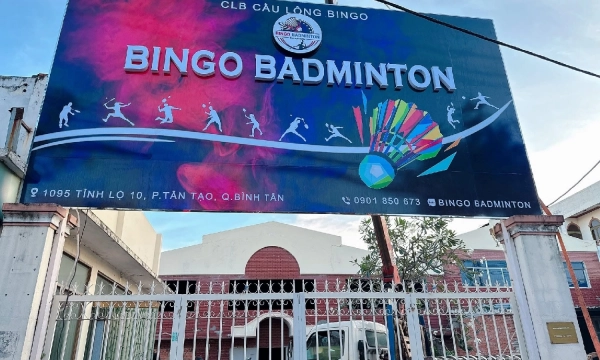 Review sân cầu lông Bingo Bình Tân với không gian thi đấu và nhiều tiện ích