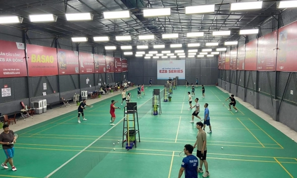 Review chất lượng và dịch vụ tiện ích tại sân cầu lông EZB An Đồng Hải Phòng
