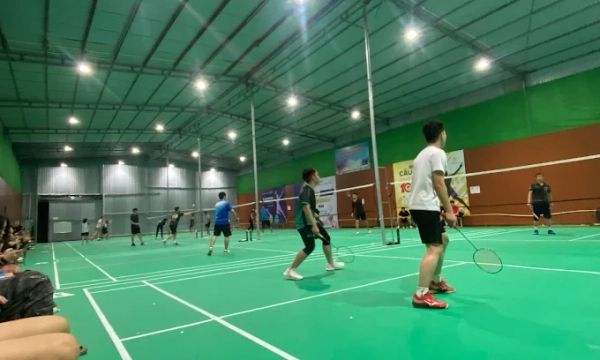 Khám phá chi tiết sân cầu lông Minh Toàn tại Hà Nội