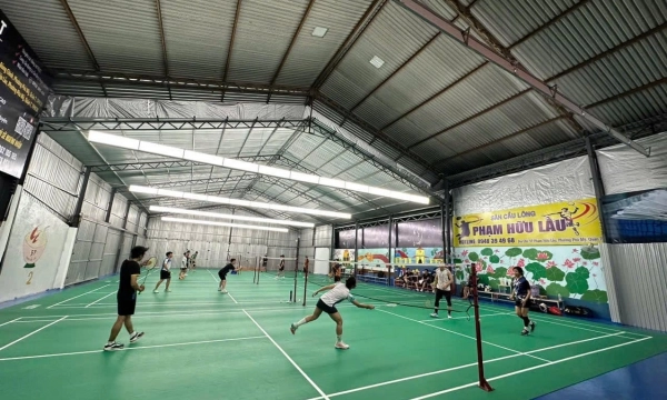 Tìm hiểu sân cầu lông Phạm Hữu Lầu, cụm sân chất lượng và uy tín tại Quận 7