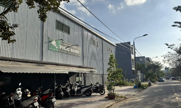 Sân cầu lông Phúc Đăng Đà Nẵng: Review không gian và trải nghiệm thực tế