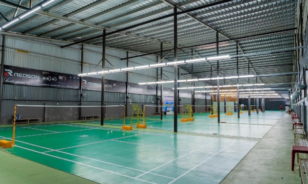 Sân cầu lông Quang Vinh tại Quận 12: Cập nhật chi tiết về giá thuê, chất lượng và tiện ích