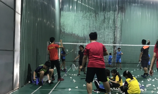 Trải nghiệm sân cầu lông Trương Quyền, sân chơi được yêu thích tại Quận 3