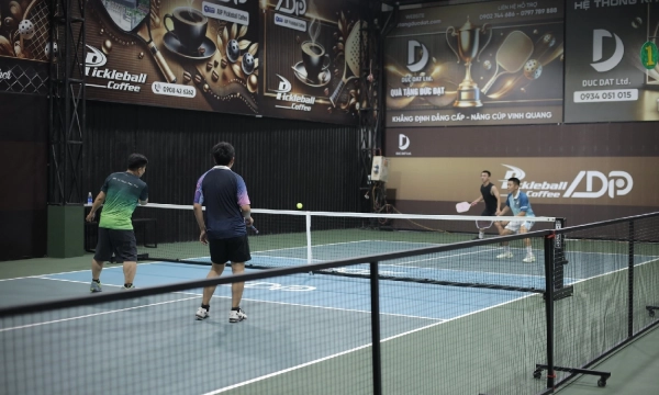 Khám phá sân pickleball ADP Tân Bình Hồ Chí Minh mô hình thể thao kết hợp cà phê thư giãn