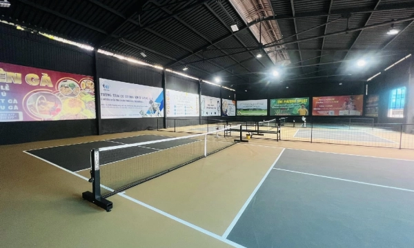 Sân pickleball IEC Hà Nội – Review chi tiết cụm sân tại 17 Lương Ngọc Quyến