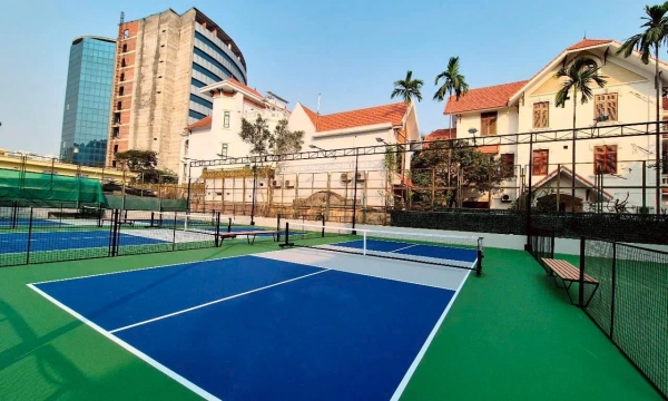 Review sân pickleball Làng Quốc Tế Thăng Long chất lượng tại Cầu Giấy