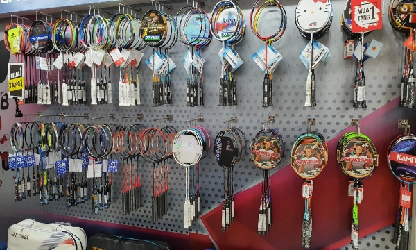 Top 3 Cửa hàng bán vợt cầu lông ở Quận 7 siêu uy tín, cực chất lượng, giá cả phải chăng nhất !!!