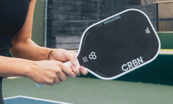 Gợi ý 5 mẫu vợt pickleball cho người tay yếu chất lượng tốt nên cân nhắc hiện nay
