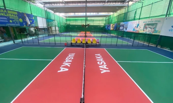 Khám phá chi tiết sân Yasaka Pickleball Nha Trang chất lượng và hiện đại