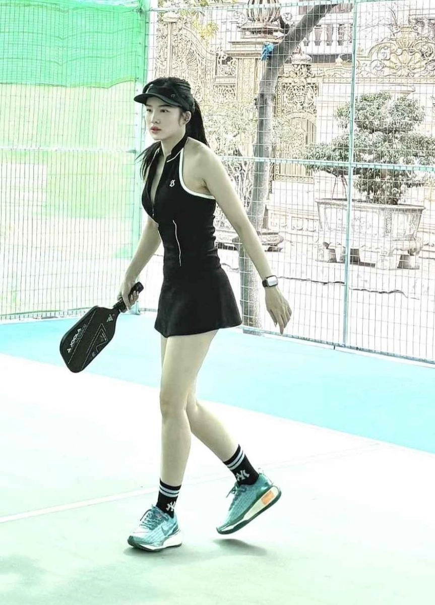 Hình ảnh hot girl pickleball