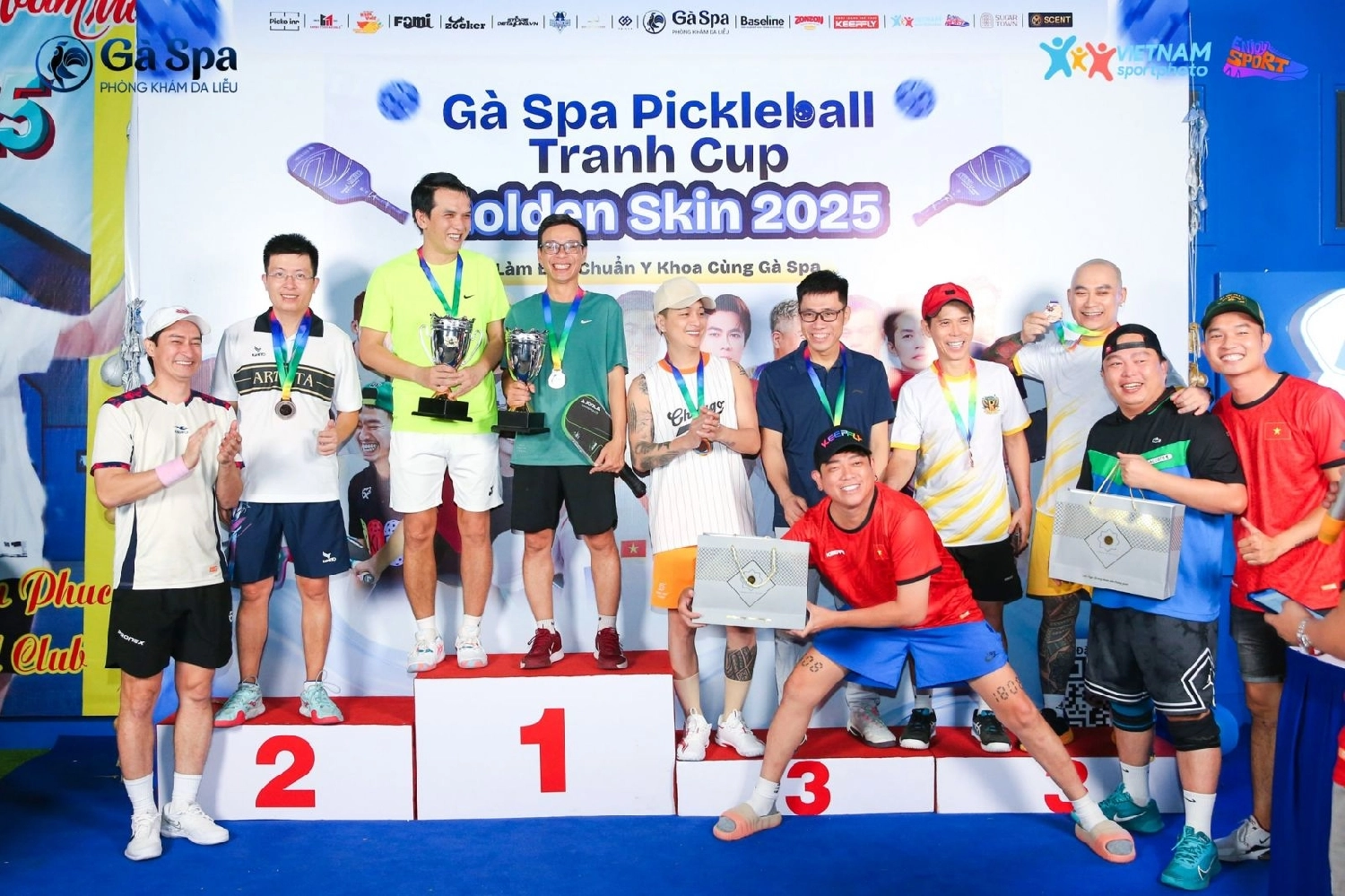 Hình ảnh pickleball trao giải tại sự kiện