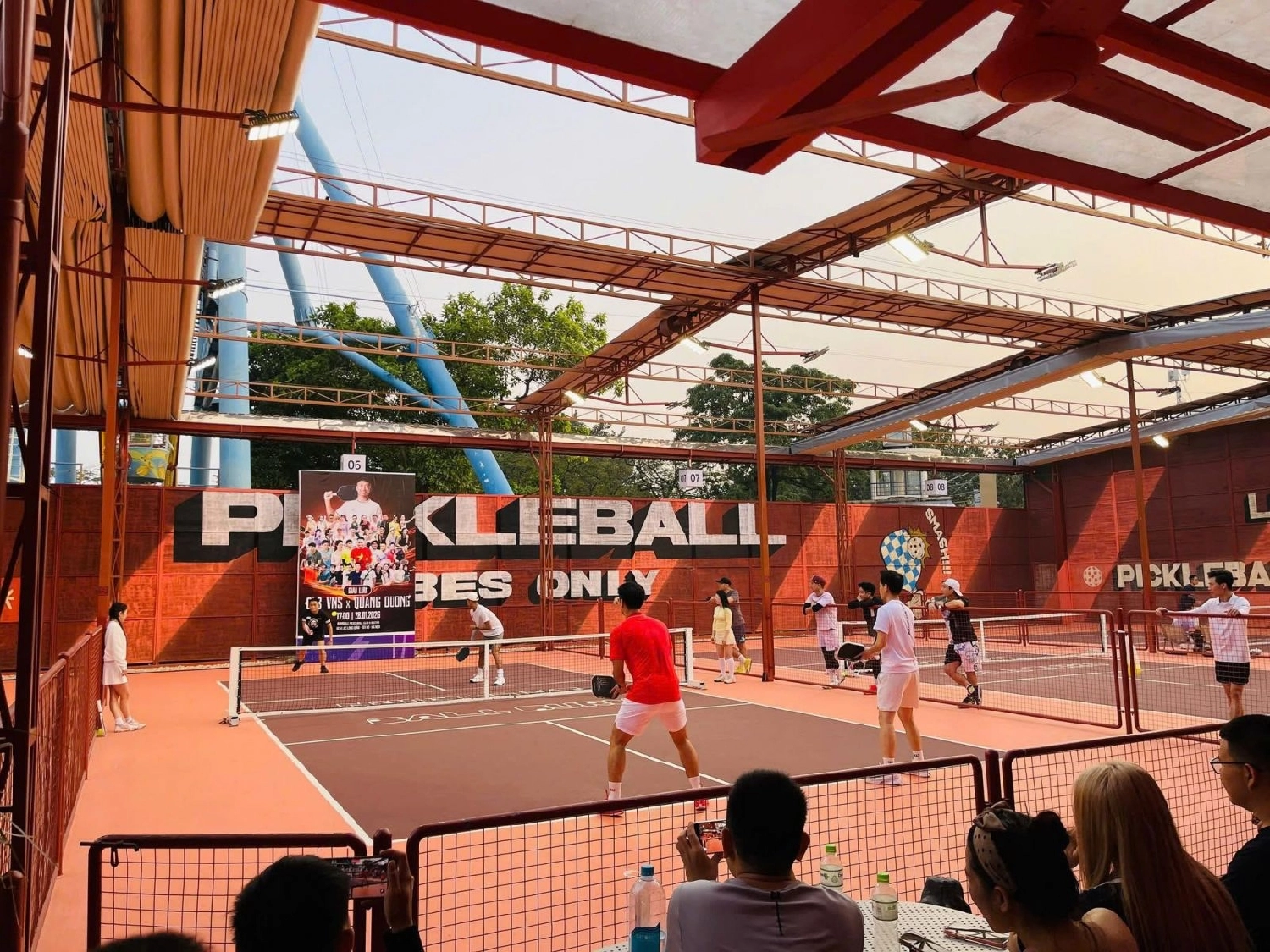 Không gian cụm sân Ballburn Pickleball