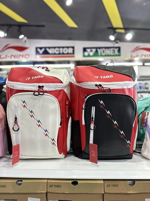 Balo cầu lông được bán tại ShopVNB với giá cả vô cùng tốt
