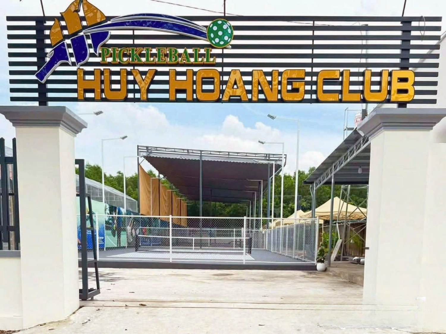 bảng hiệu pickleball chữ nổi