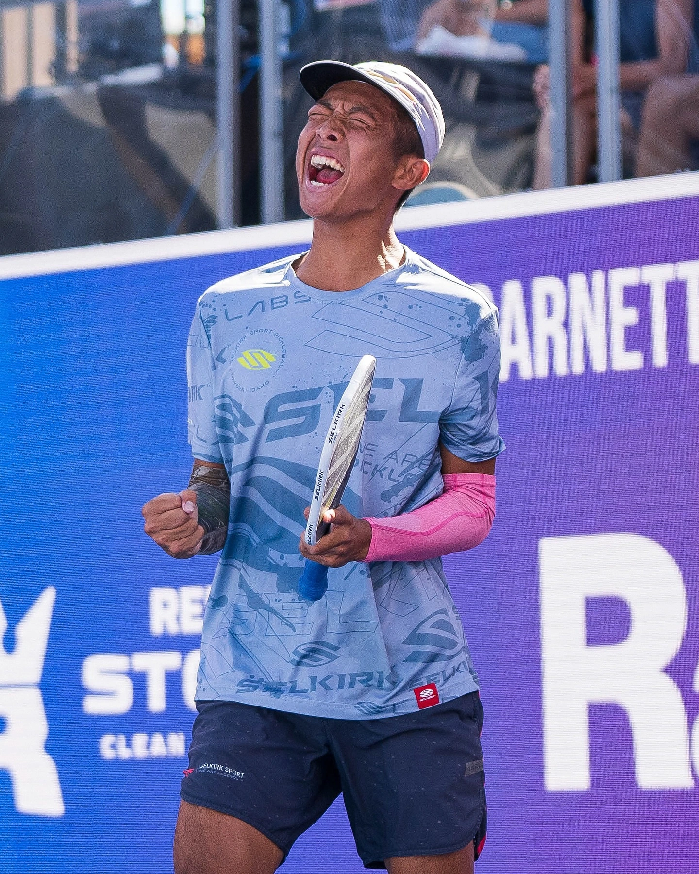 Vận động viên pickleball quang Dương