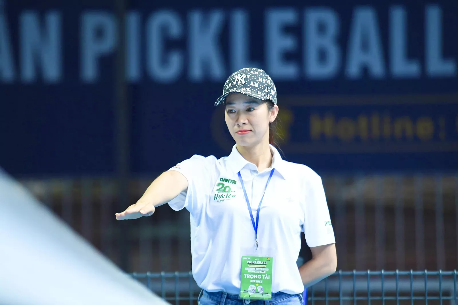 trọng tài pickleball sử dụng biên bản thi đấu pickleball