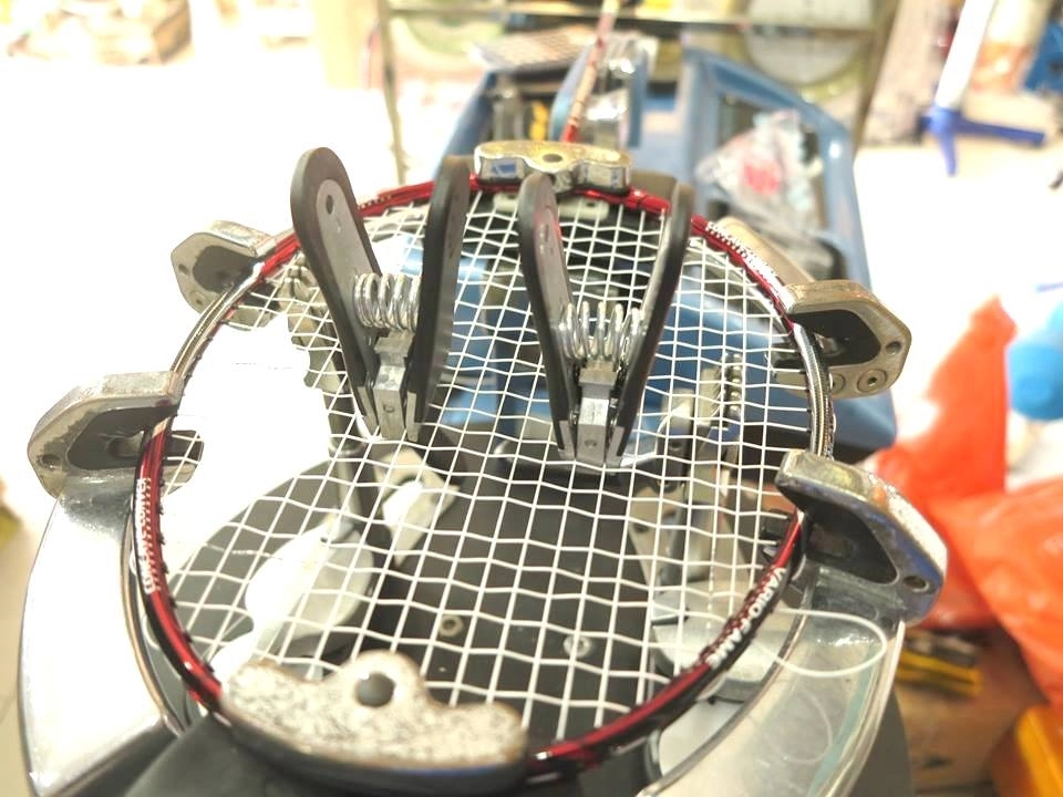 Kẹp cước dây cầu lông