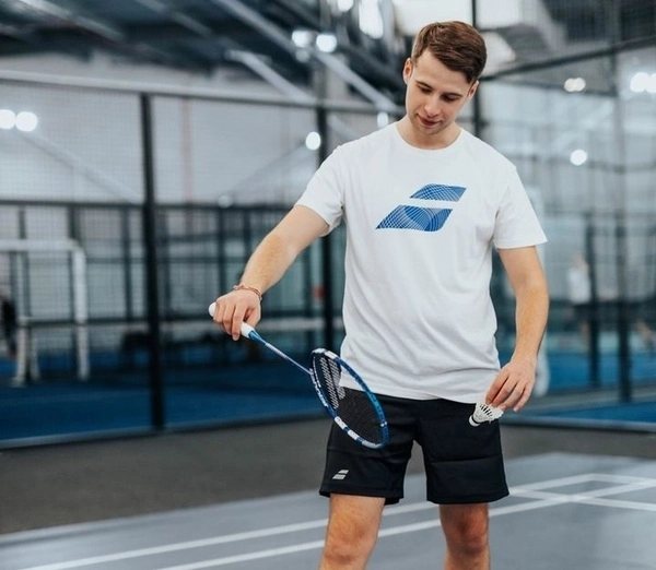 Các trường hợp vi phạm giao cầu lông đơn