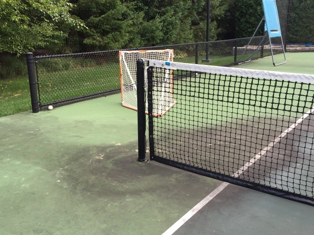 Nguyên nhân khiến sân Pickleball bị bẩn và xuống cấp 1