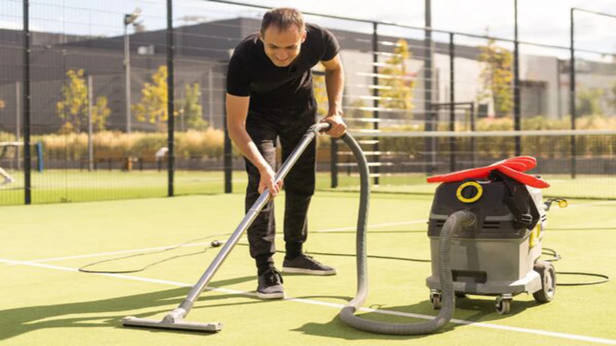 Câu hỏi thường gặp về cách vệ sinh sân Pickleball
