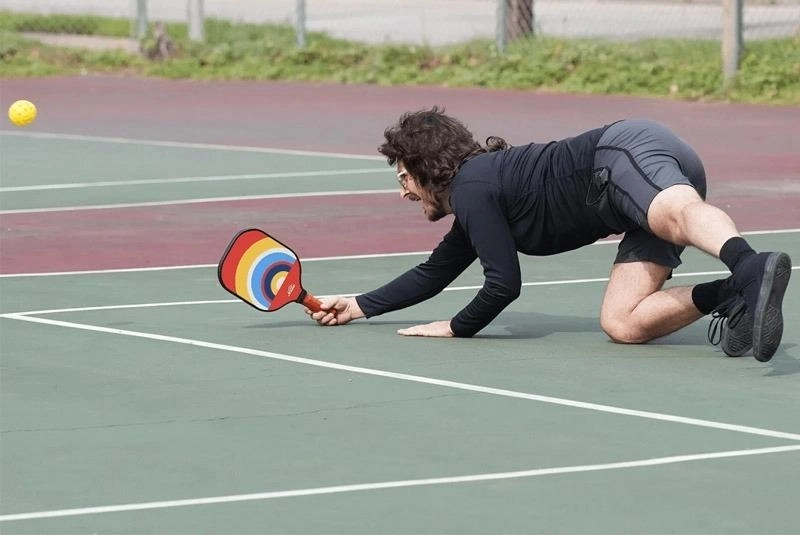 Nguyên nhân dẫn đến khi dánh pickleball bị đau tay