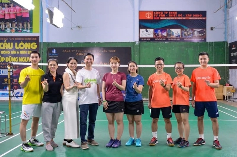 sân cầu lông việt phước bình tân