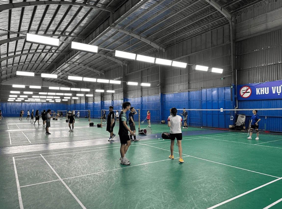 Lớp học cầu lông Thầy Thống