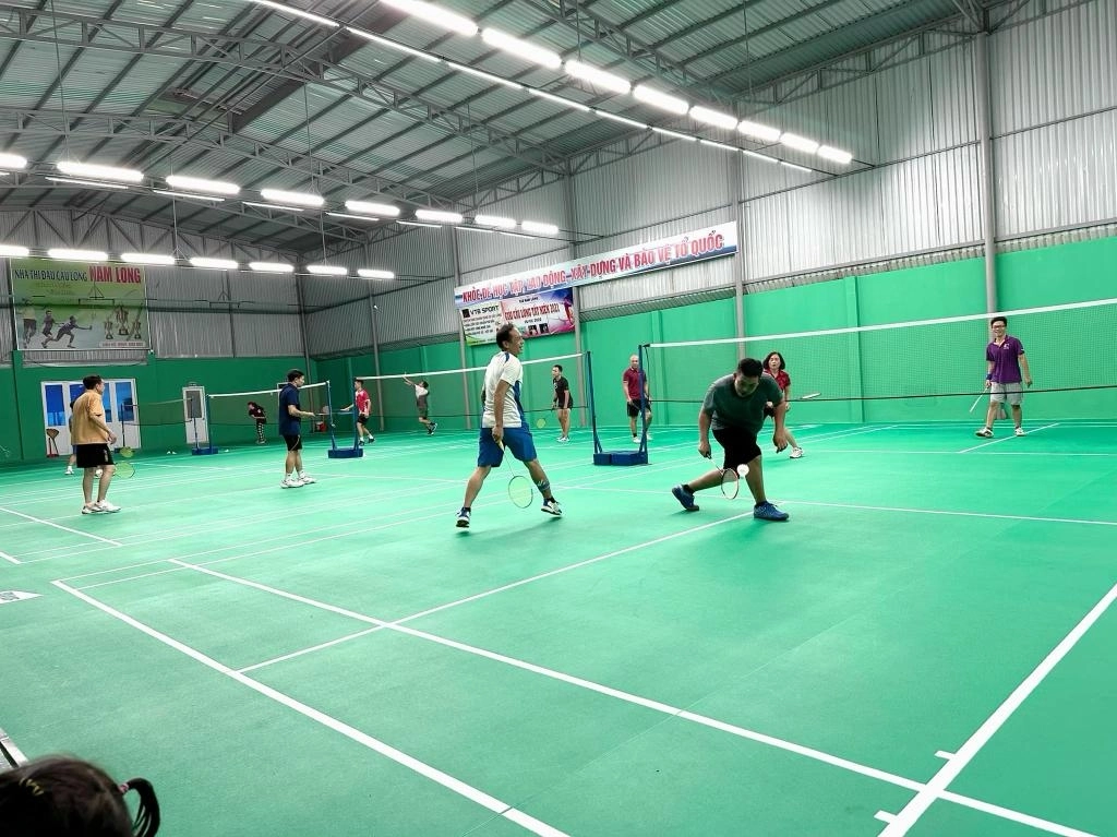 Sân cầu lông Nam Long