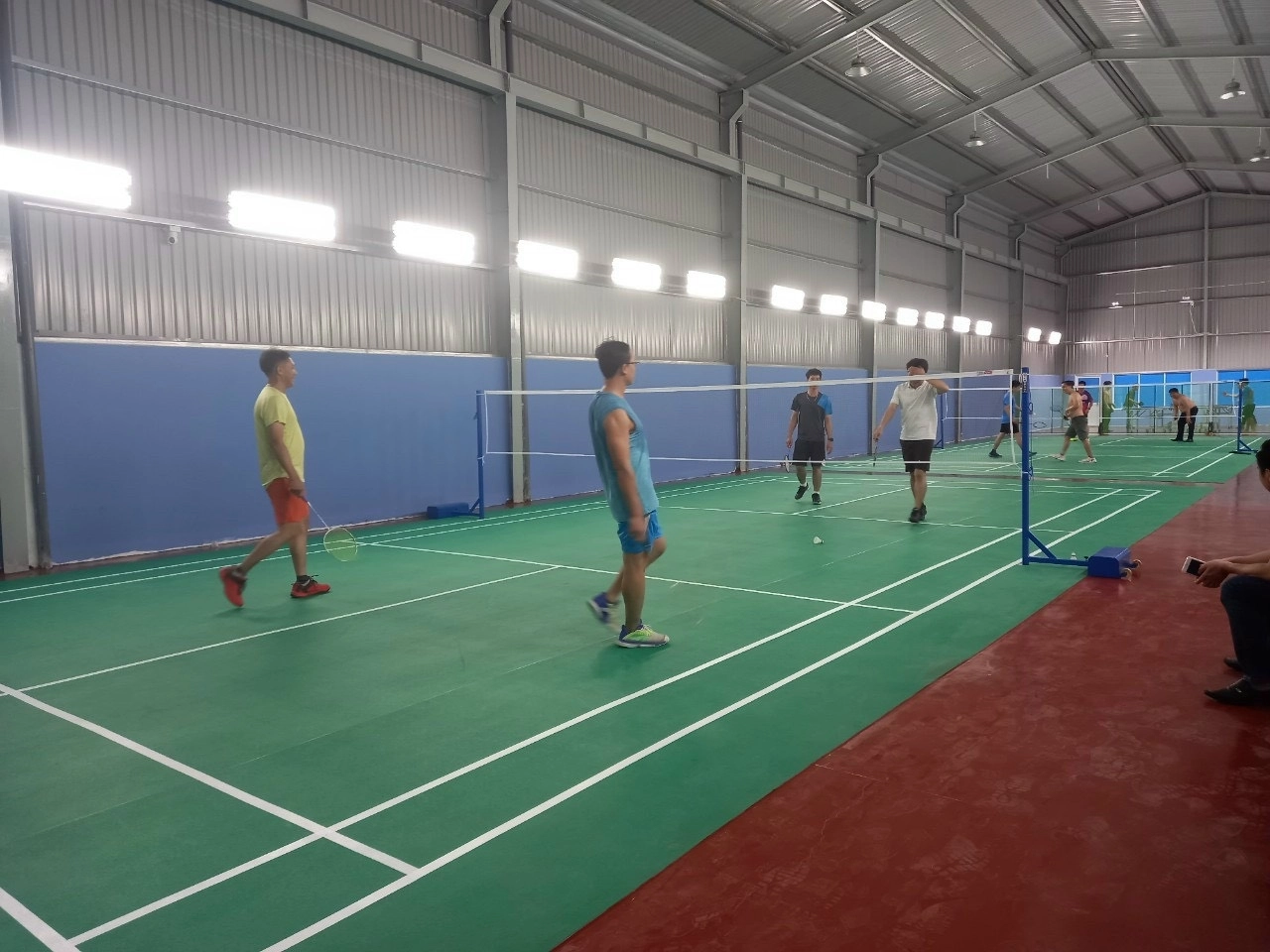 Sân cầu lông Happy