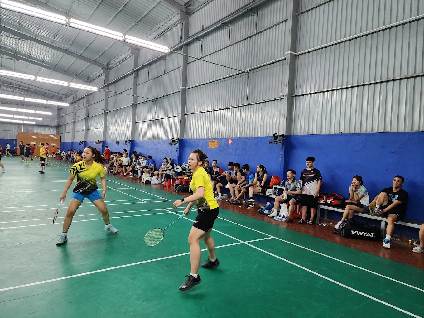 Sân cầu lông Minh Nhật