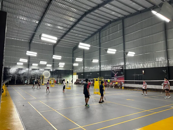 Sân cầu lông Lộc Đỉnh Vương