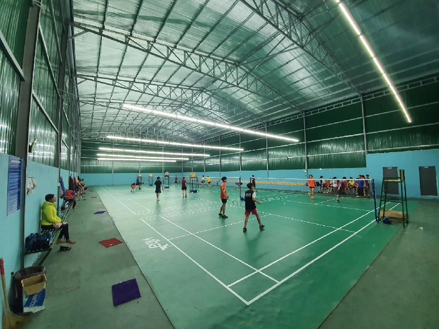 Sân cầu lông Hưng Ngân