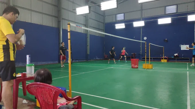 Sân cầu lông Hoàng Phúc
